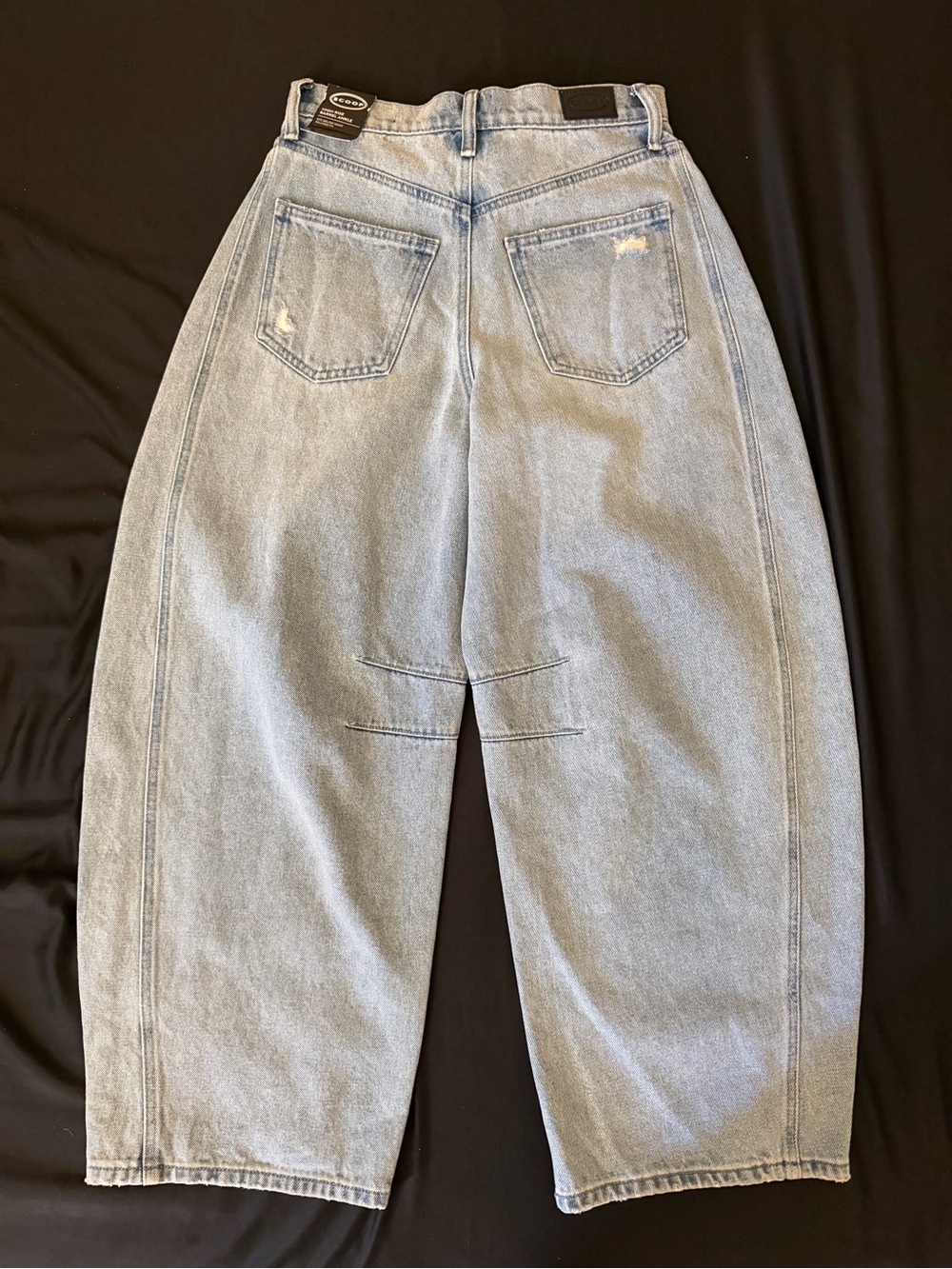 Scoop High Rise Barrel Jeans Distressed Light Wash NWT Size 2 - Picture 7 of 7